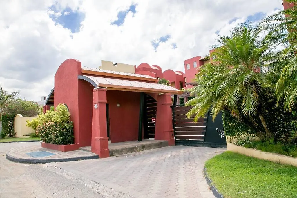 Choose To Be Happy At The Argyle - One Bedroom With Pool Kingston 0*,  Jamaica